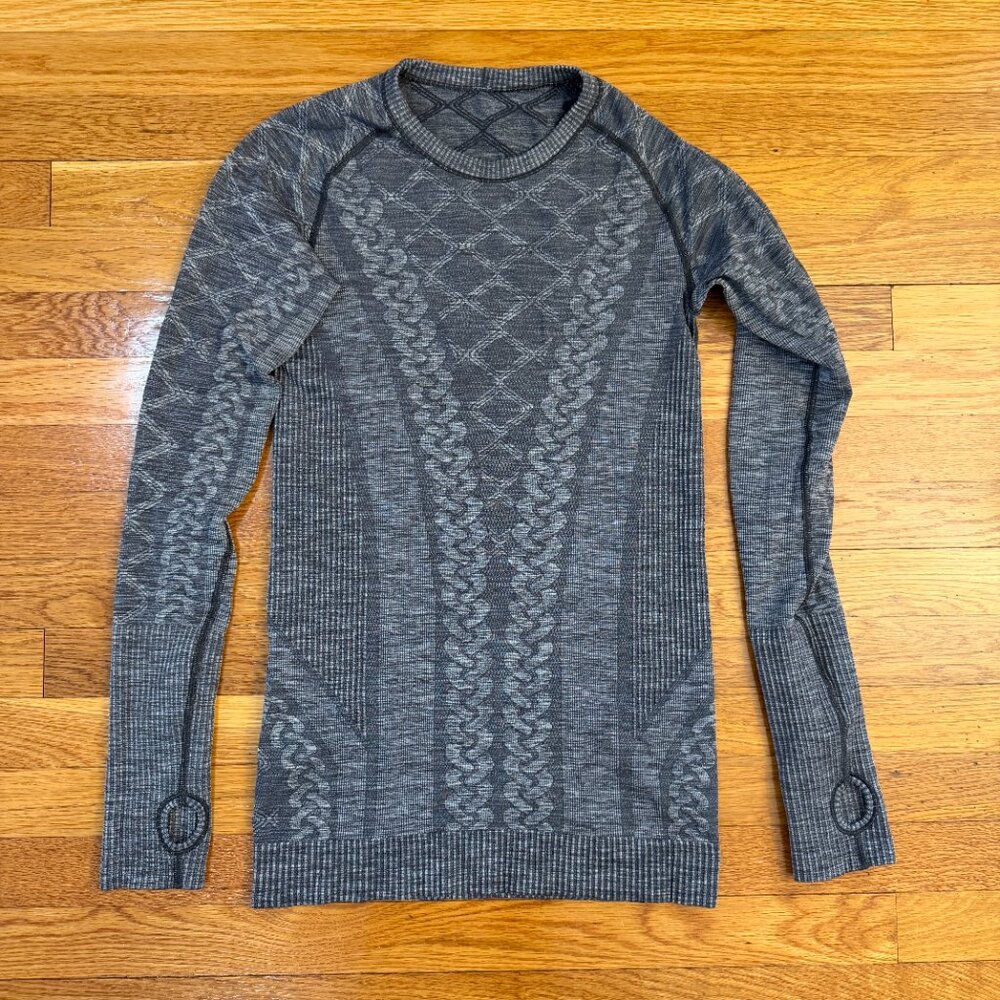 lululemon athletica Gray Long Sleeve Seamless Knit Tee